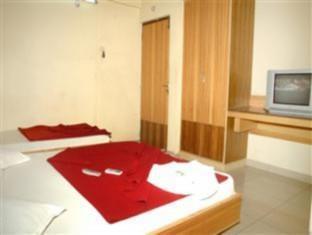 Ug Grand Hotel Bengaluru Zewnętrze zdjęcie